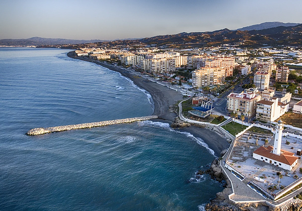 Torrox lidera el crecimiento demográfico en la Axarquía