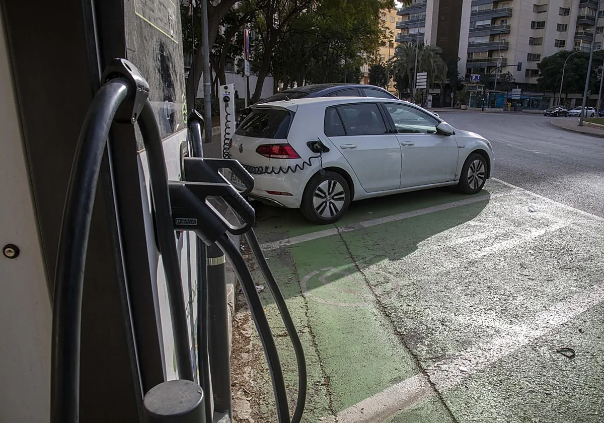 El Plan Auto+ impulsa las ventas de vehículos electrificados y acerca su cuota al 30% en su primer mes de aplicación