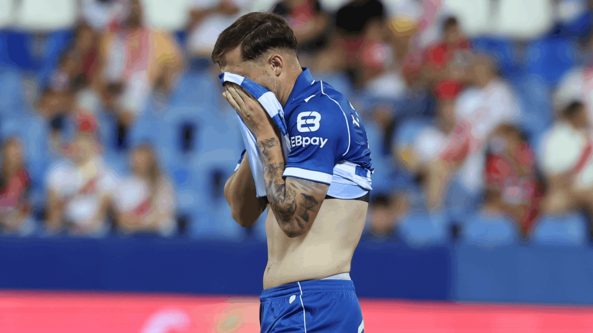 Toni Martínez estará varias semanas de baja