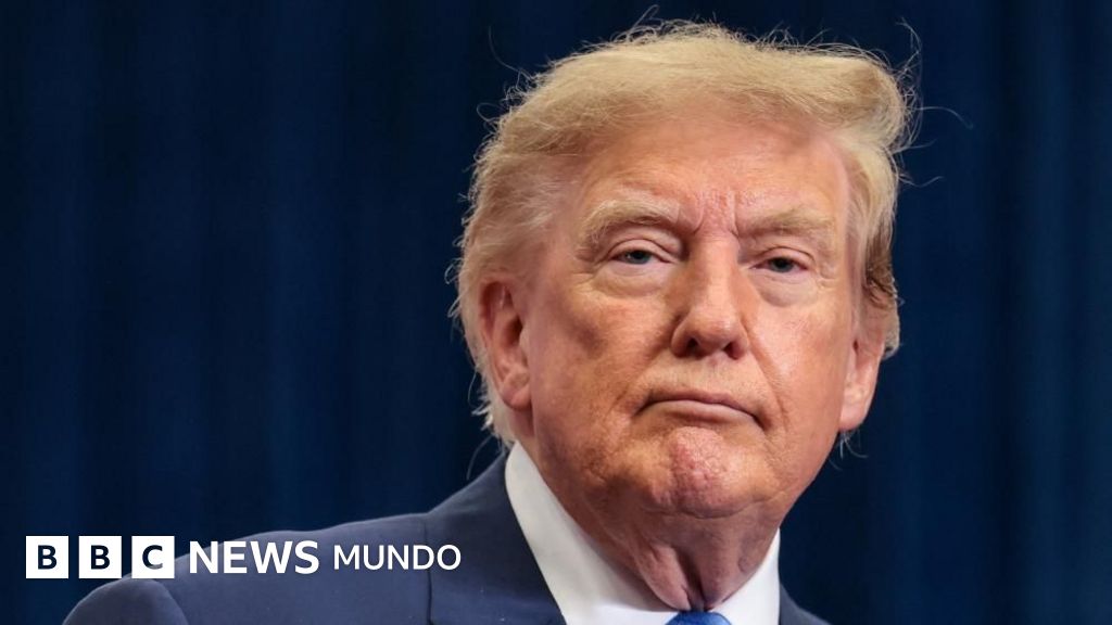 Trump dice que la posición de EE.UU. sobre las Malvinas/Falklands está bajo revisión