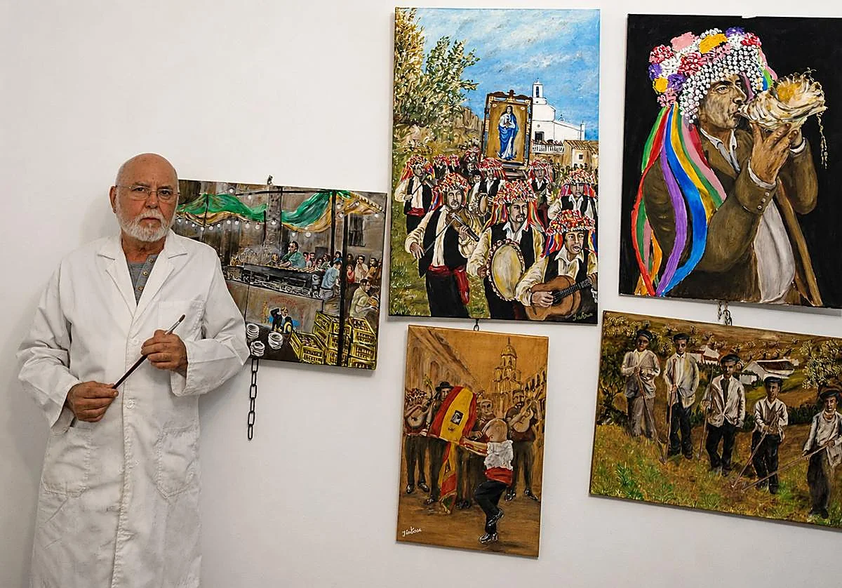 Unos 130 rostros de Álora se convierten en arte para ayudar a las familias del alzhéimer