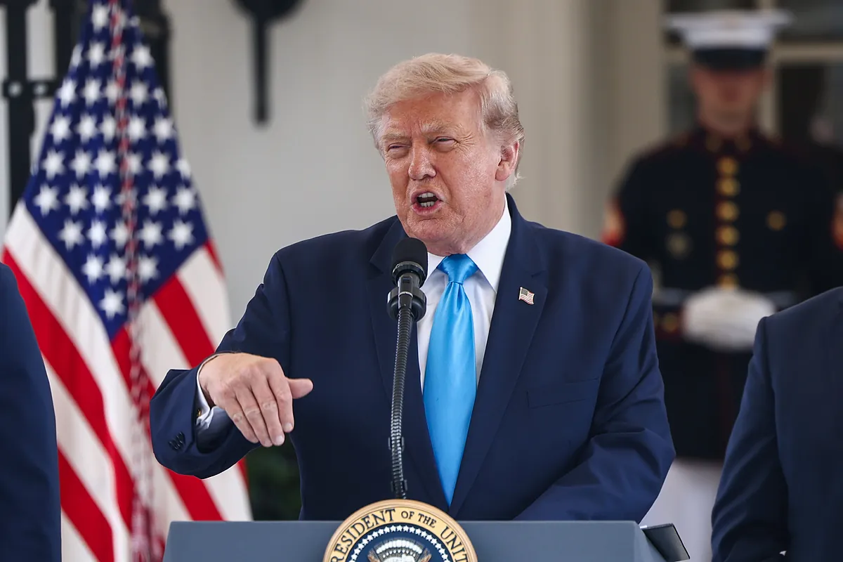 La guerra en Irán vuelve a encarecer la gasolina y Trump convoca a las petroleras a la Casa Blanca