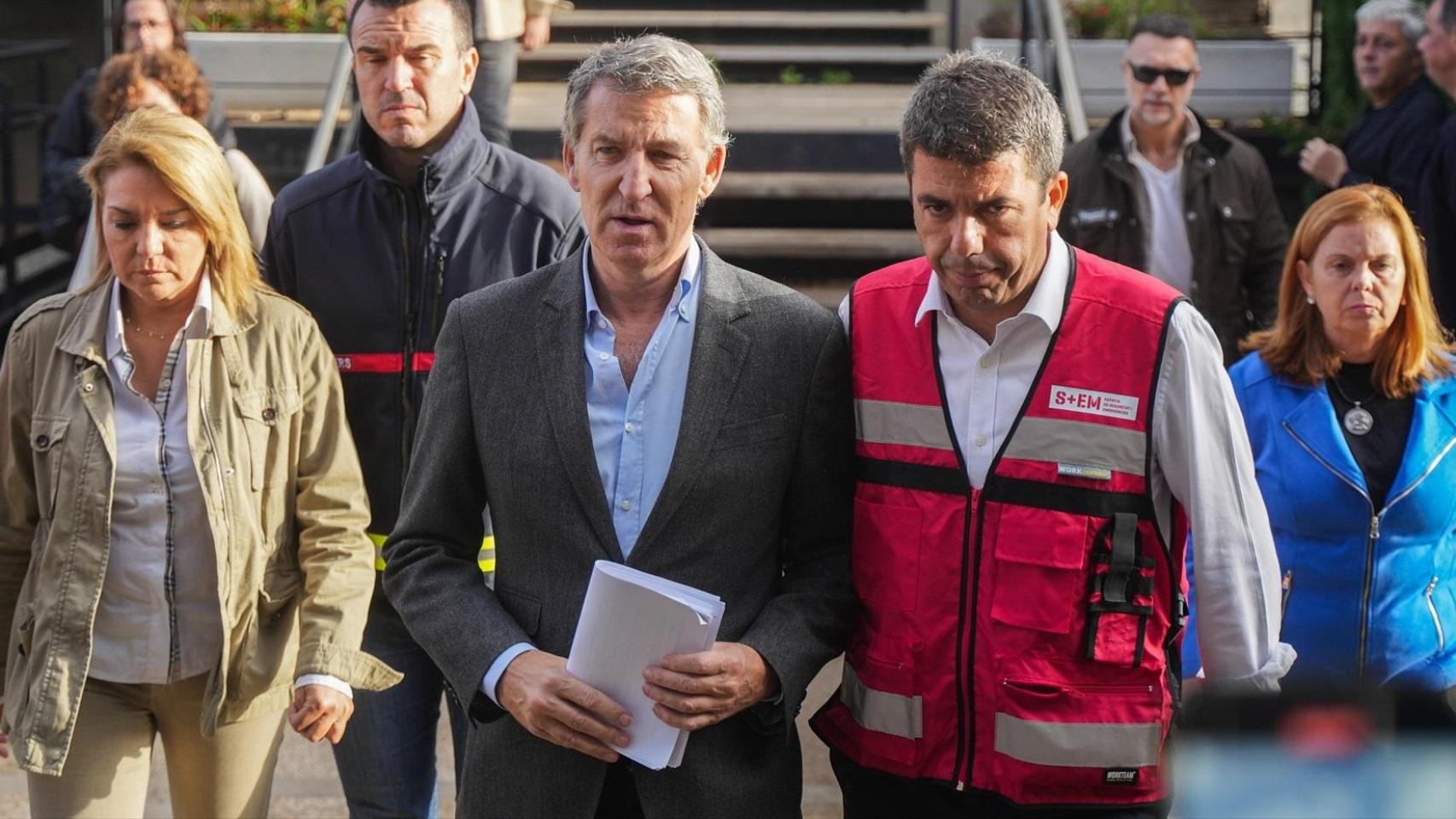 La jueza de la dana "sorprende" investigando el entorno de Mazón incluyendo hasta wasaps "privados" del aforado Feijóo