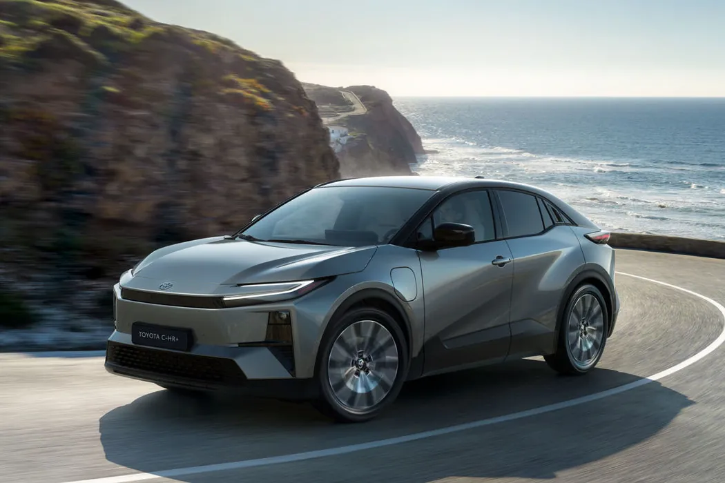 Toyota se asegura un nuevo éxito y BYD escala posiciones en España