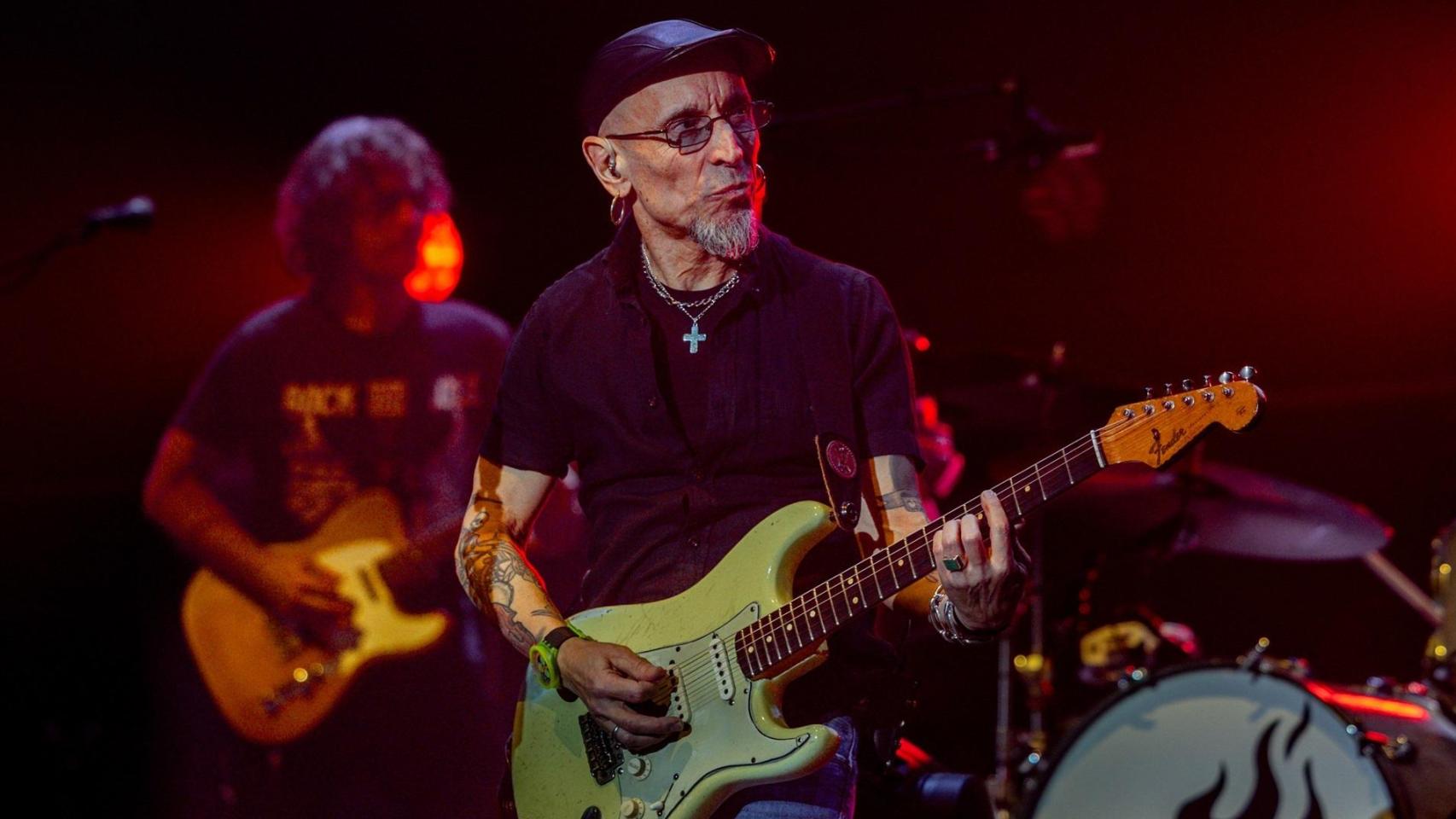 Fito & Fitipaldis reivindican lo reconocible y consolidan su fórmula en Madrid