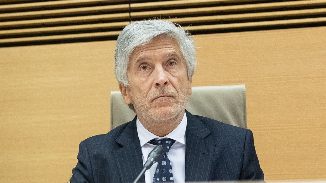 Moncloa abre una guerra contra la Policía y miembros del Gobierno creen que Sánchez debe destituir a Marlaska