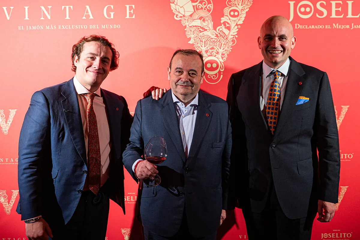 Lágrimas ante el jamón más viejo del mundo: "Es el mejor que he cortado en mi vida"