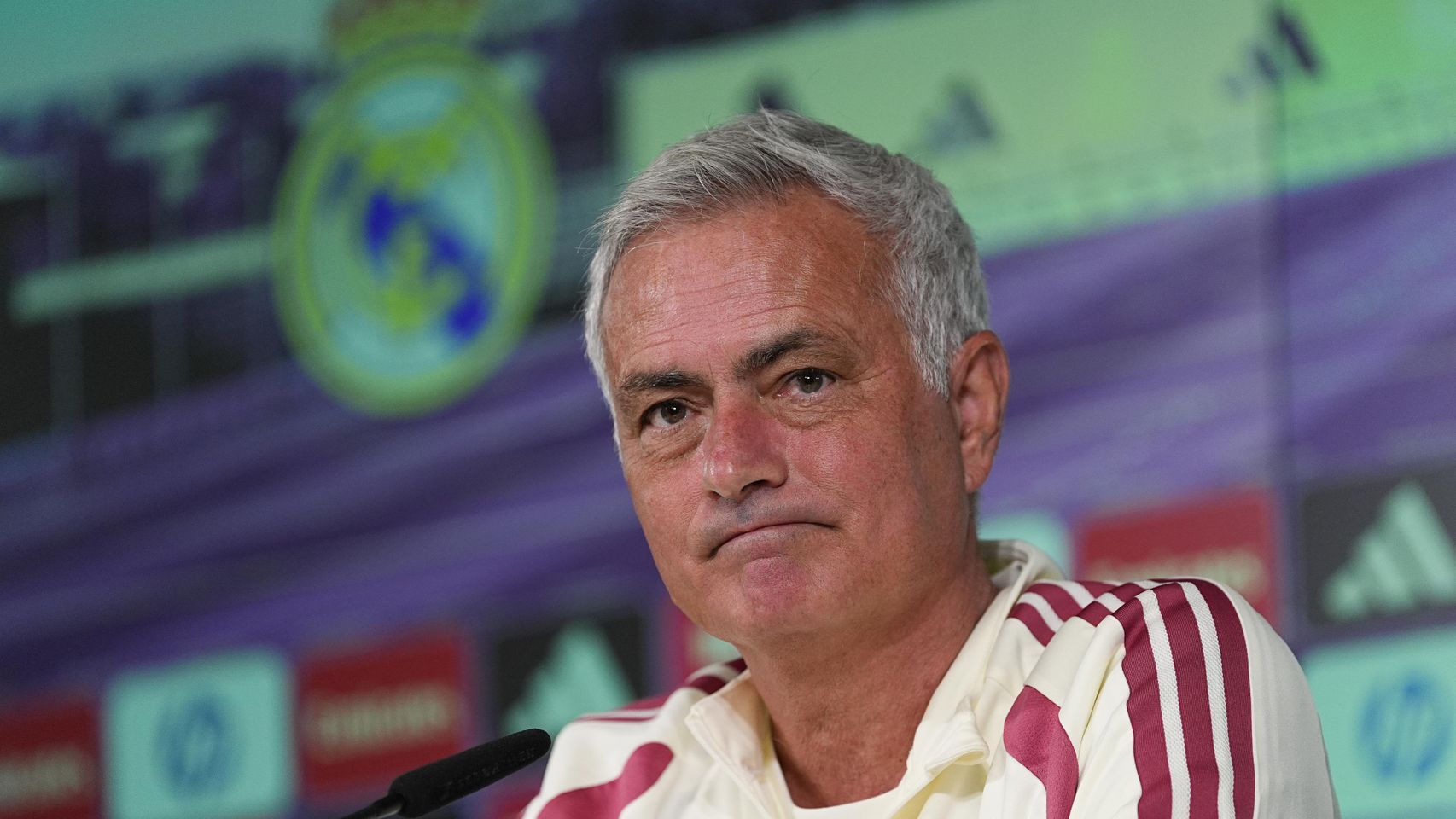 Mourinho: "Un jugador del Real Madrid lo es las 24 horas del día y Asencio ha dañado el prestigio del club. No estoy feliz"