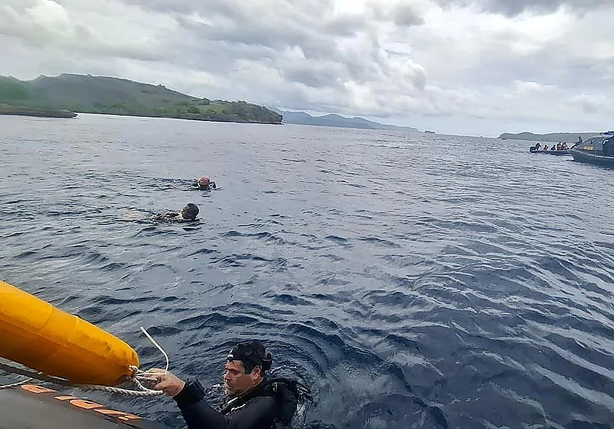 Indonesia amplía el radio de búsqueda de la familia valenciana desaparecida