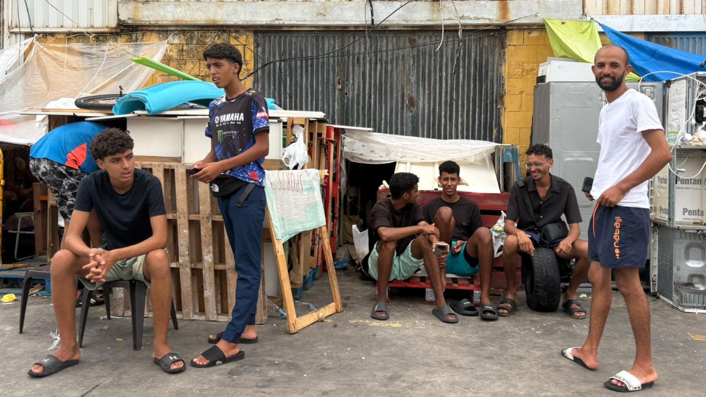 La muerte del primo okupa destapa otro polvorín en Ceuta: "Los vecinos musulmanes no van a las manifestaciones para que no les entren en sus casas"