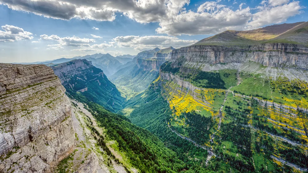 La excursión más famosa del Pirineo sigue siendo una de las más impresionantes de Europa