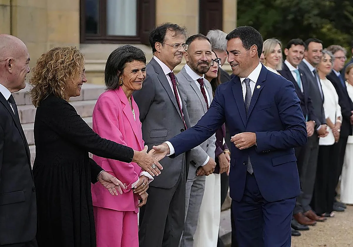 El lehendakari avisa a Sánchez de que «la legislatura terminará» si no resuelve ya la crisis de Ceuta