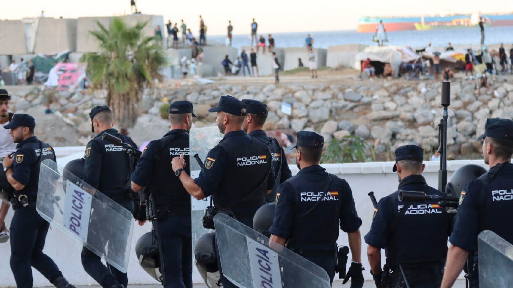 Policías denuncian "represalias" del Gobierno a los agentes que hicieron el informe de Ceuta que señala a Marruecos