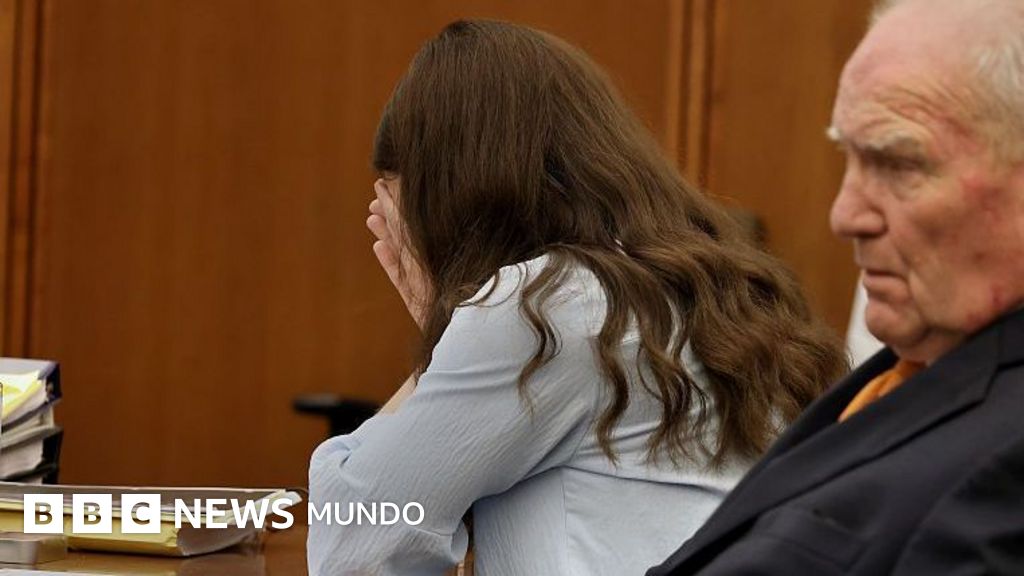 ¿Qué pasará ahora que un juez declaró nulo el juicio contra Lindsay Clancy, la madre acusada de matar a sus tres hijos en EE.UU.?