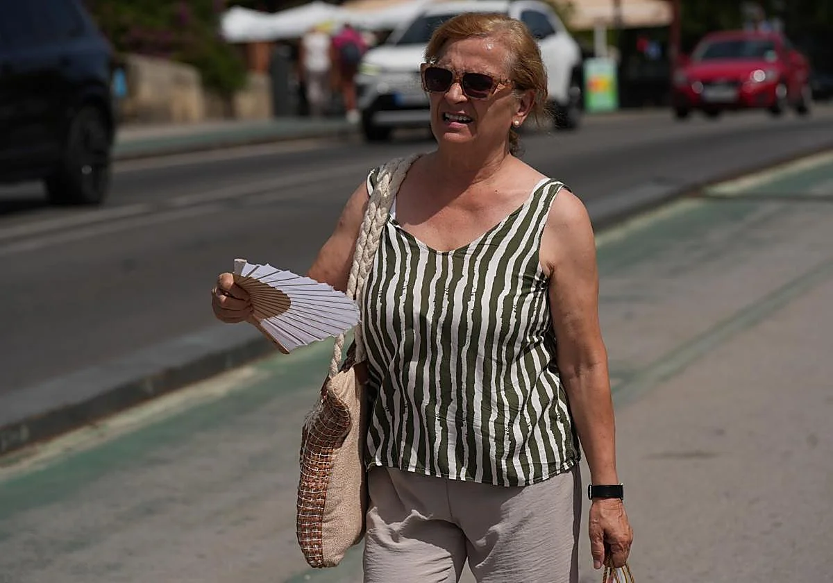El calor no da tregua en Málaga: Aemet activa un aviso amarillo este lunes
