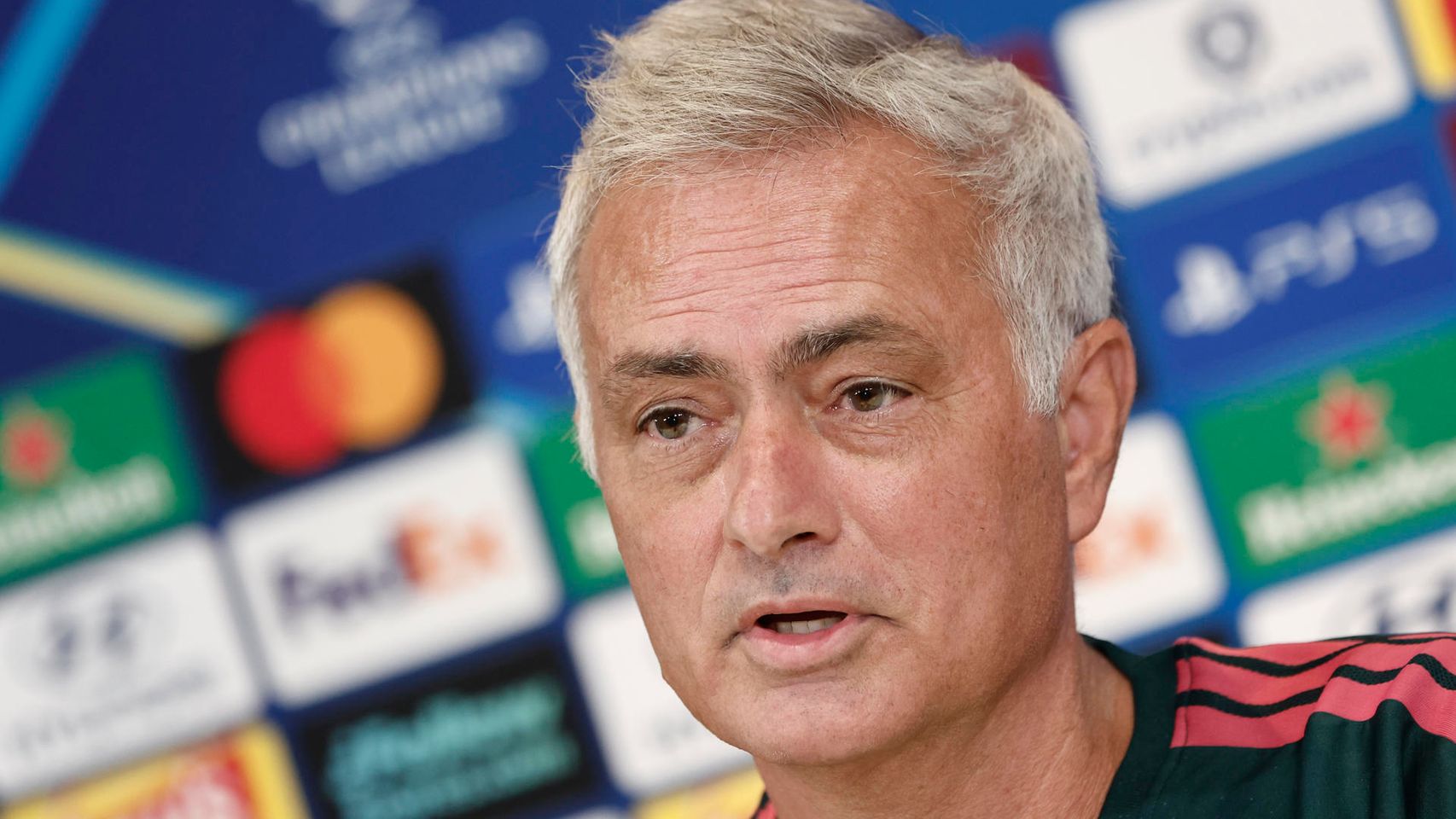 Vuelve el Mourinho de siempre: "¿Por qué no se repitió el penalti? ¿El VAR no conoce el reglamento o no ha querido?"