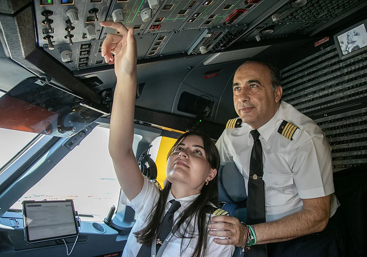 El sueño que despegó en Málaga: padre e hija cumplen el deseo de pilotar juntos