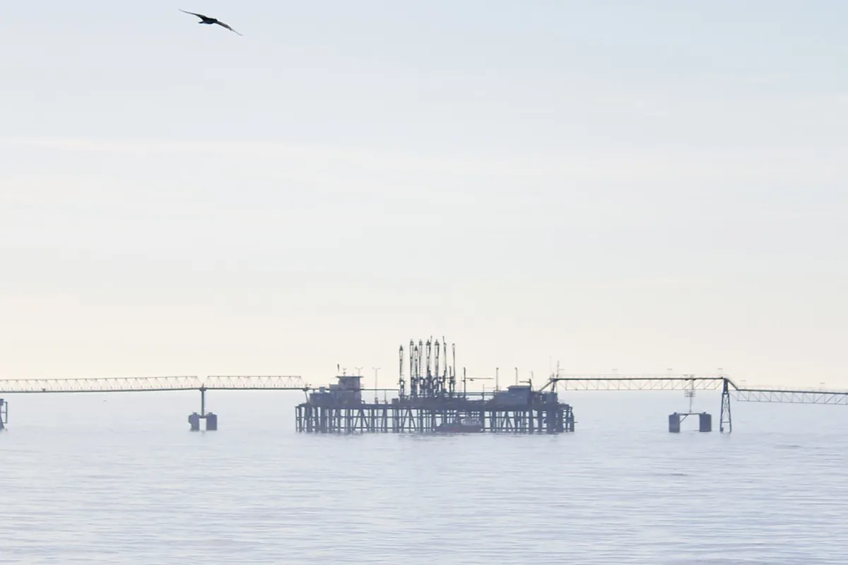BP desmantela su isla de amarre en Castellón, tras 14 años sin actividad