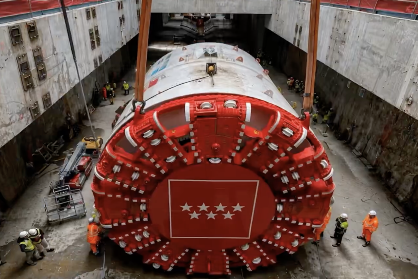 Mayrit llega a Palos de la Frontera un mes antes de lo previsto: la gigantesca tuneladora pilla ritmo por el subsuelo de Madrid