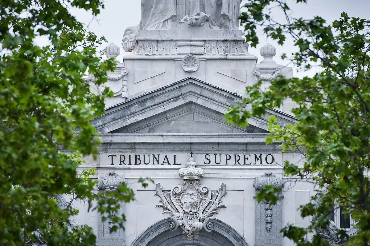El Tribunal Supremo paraliza la 'ley de nietos' y su inclusión en el censo electoral