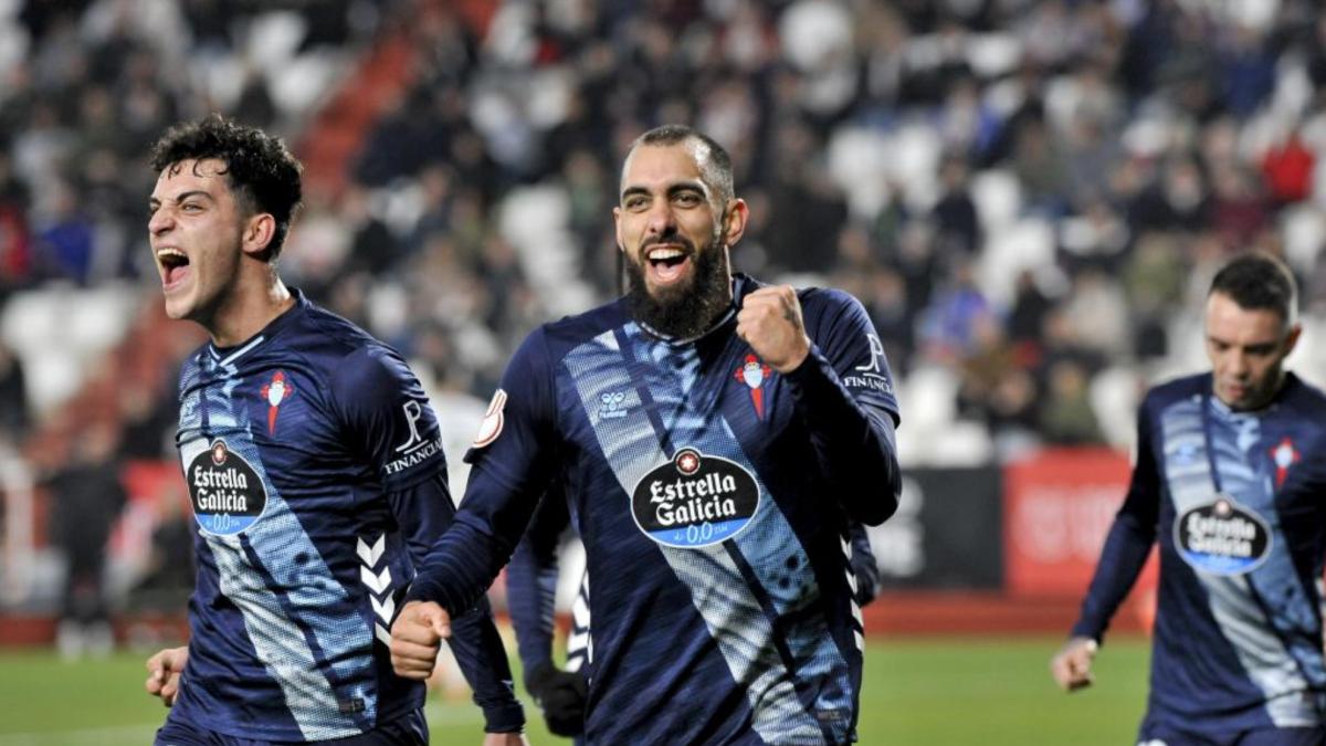 Borja Iglesias puede reaparecer el sábado ante el Valencia