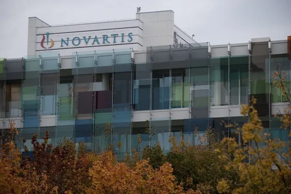 Novartis cae un 10% en Bolsa tras un tercer revés en la investigación de medicamentos