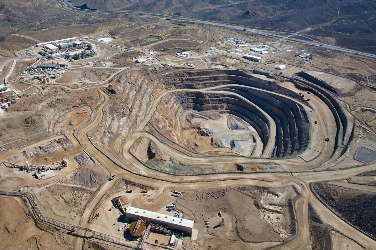 EEUU tiene un 'tesoro' de 100.000 millones en tierras raras para evitar la dependencia de China