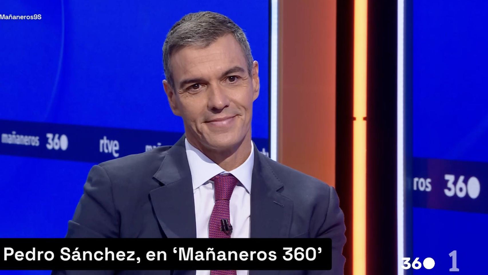 Dos admiradores, dos amigos, dos esclavos, dos siervos