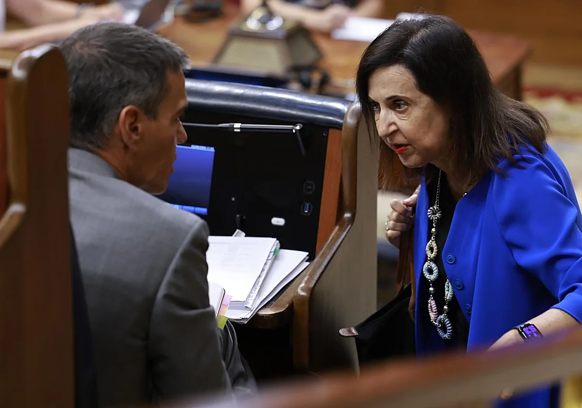 El Gobierno alega que el CNI se limitó a «mandar un wasap ambiguo» a un «cargo menor»