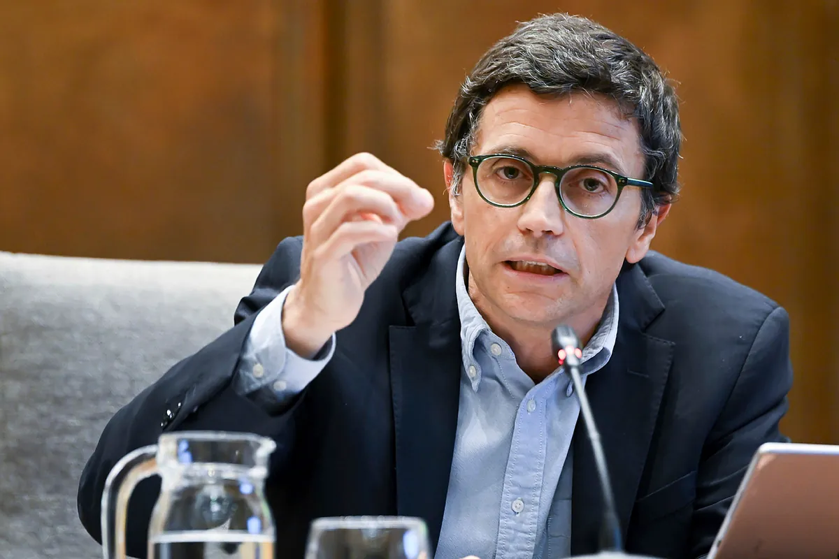 La Seguridad Social convocará oposiciones los próximos meses para más de 1.500 plazas de funcionario y lanza 23 becas para opositores
