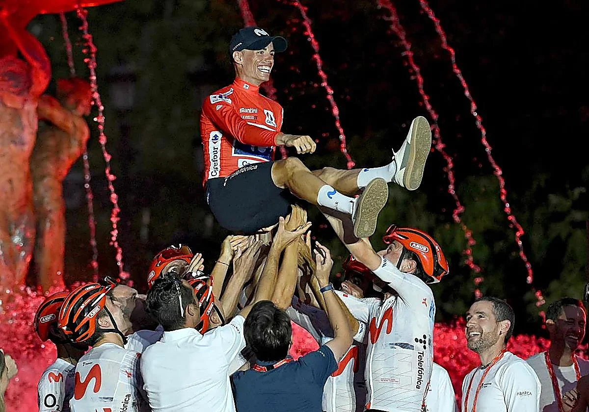 Enric Mas, la redención de un ciclista con neopreno