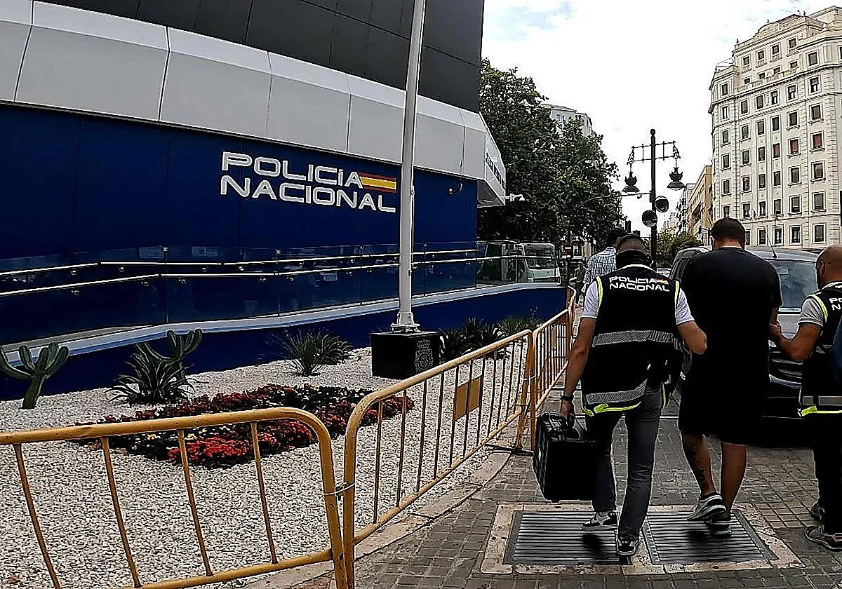 A prisión un pederasta reincidente por compartir fotos sexuales de su bebé y de su hijastra menor