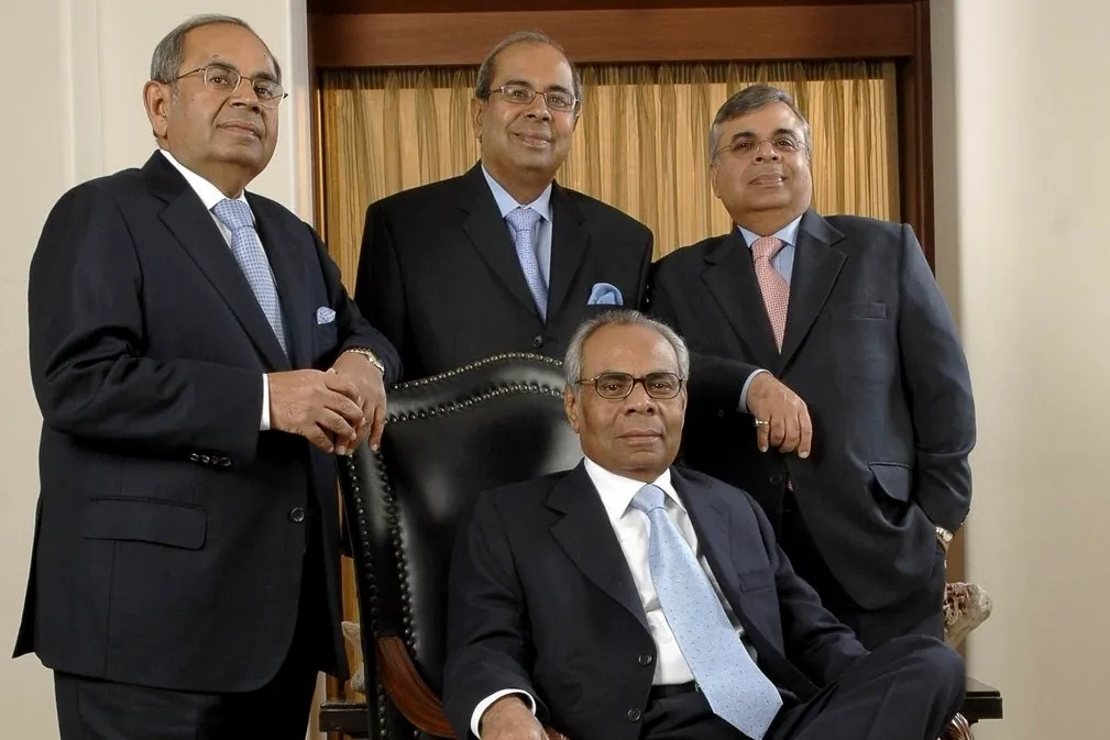 Así gestiona su fortuna la familia Hinduja