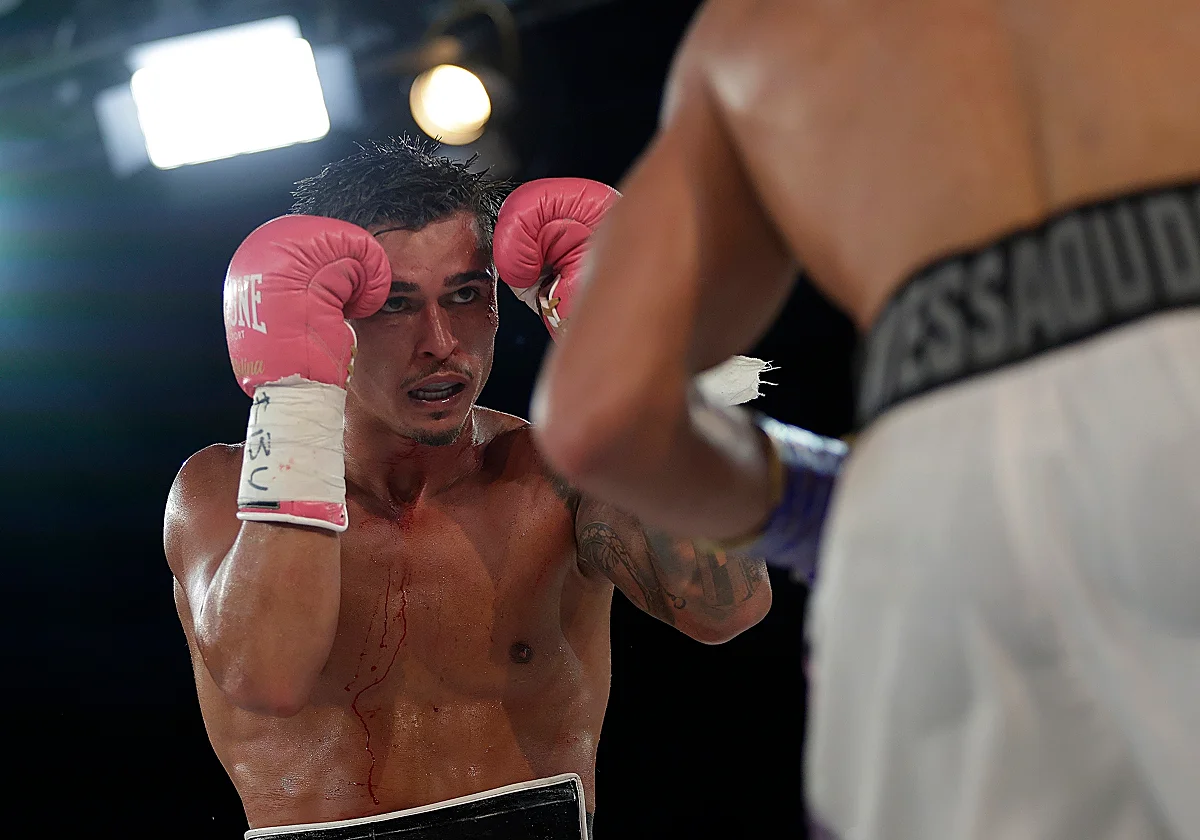Samuel Molina, ante su reto más ambicioso: su primer cinturón de campeón mundial