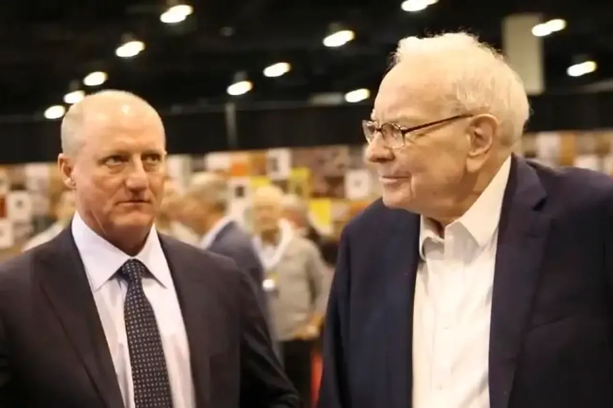 Buffett augura un siglo de vida a Berkshire Hathaway