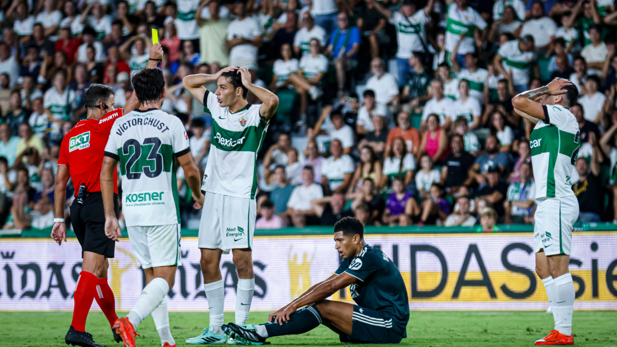 El Martínez Valero deja de ser un fortín: tres derrotas en tres partidos