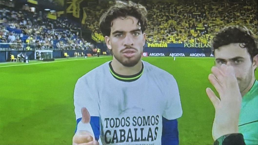 Abde, jugador marroquí del Betis, linchado en redes por su camiseta de apoyo a Ceuta: "No habrá disculpas ante nadie"