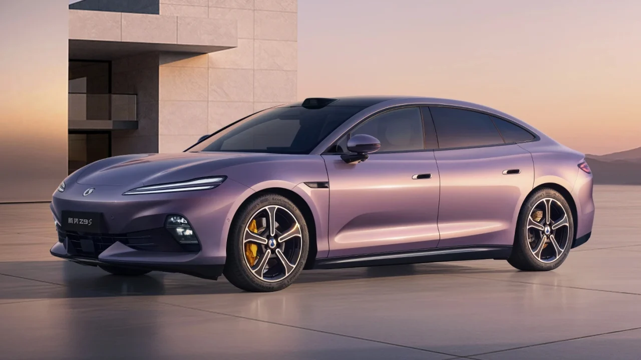 BYD vuelve a elevar el listón de la autonomía: hasta 891 km para superar al Denza Z9 GT europeo