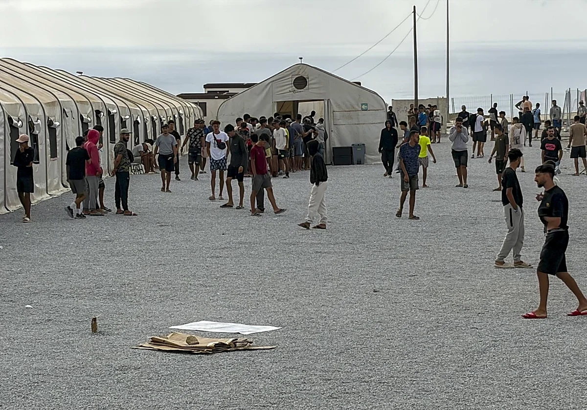 El Gobierno defiende el campamento de Ceuta y urge a la Audiencia Nacional a «resolver con rapidez»