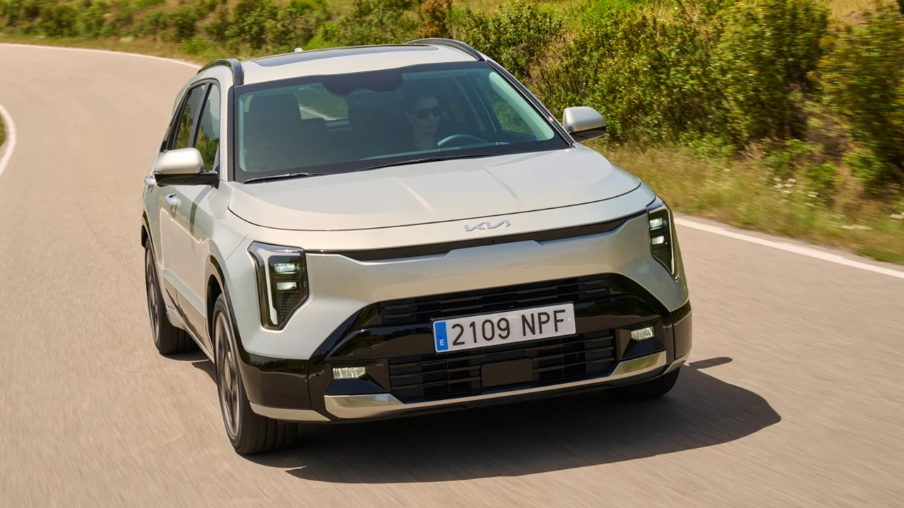 El KIA Niro híbrido tope de gama rebaja más de 10.000 € su precio y consume solo 5 l/100 km