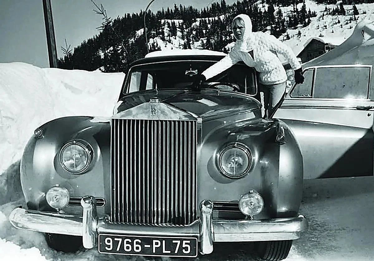 En Rolls, con Brigitte Bardot, camino de Saint-Tropez y escuchando a los Beatles