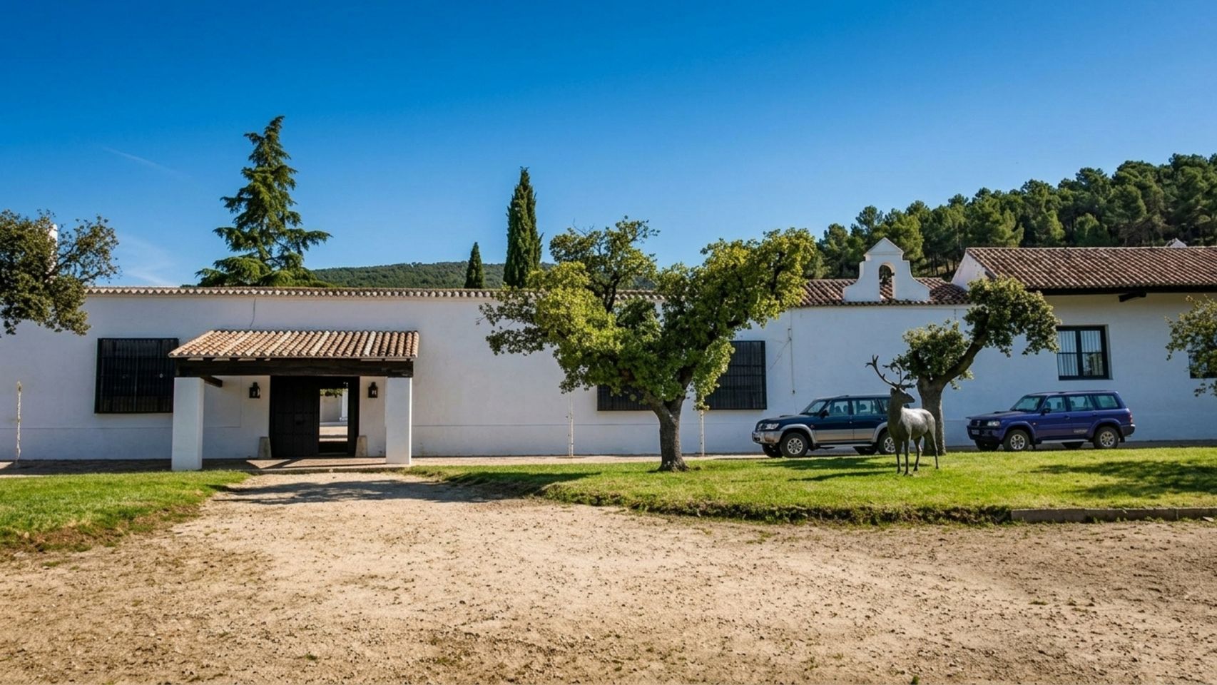 Buscan voluntarios para vivir gratis en la finca donde Pedro Sánchez desconecta a cambio de cuidar la naturaleza