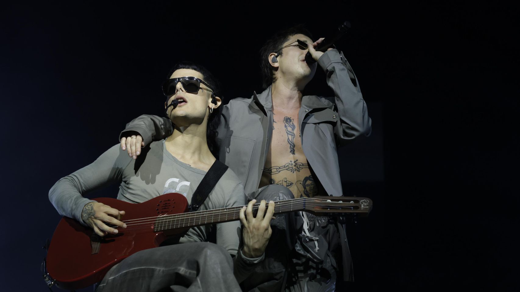 Ca7riel y Paco Amoroso contagian libertad, eclecticismo y humor en Madrid