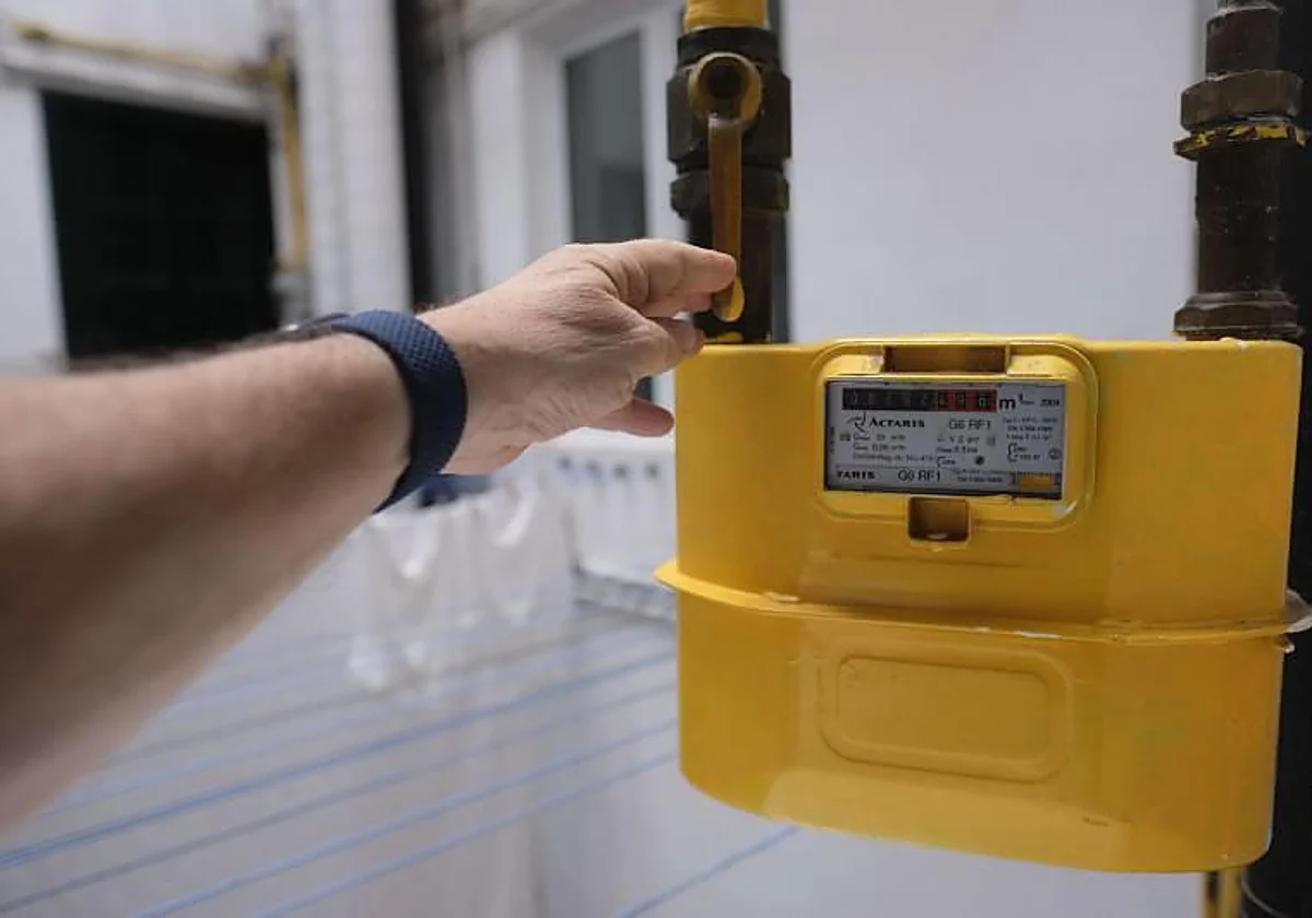 KPMG ve necesario actualizar la Tarifa de Último Recurso de gas para incorporar costes regulatorios