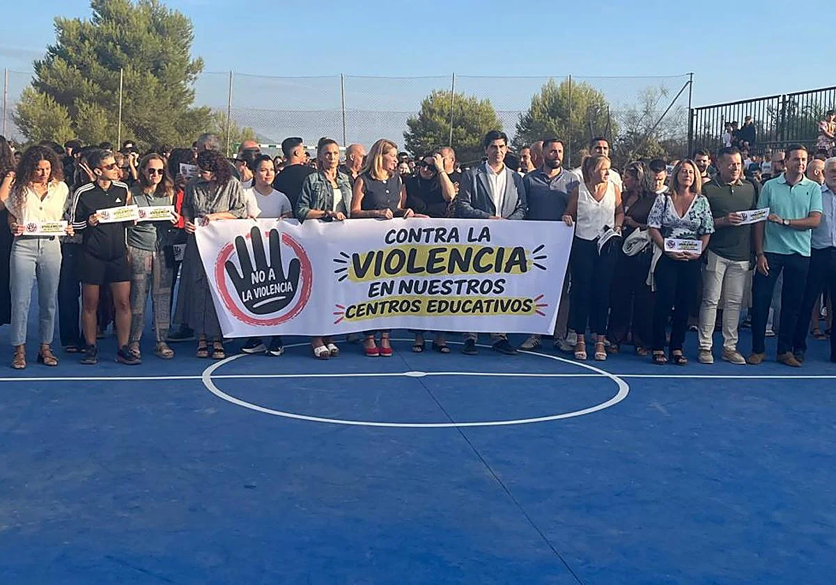 Agresión a dos docentes en un instituto de Coín: «Están mal, planteándose si esto merece la pena o no»
