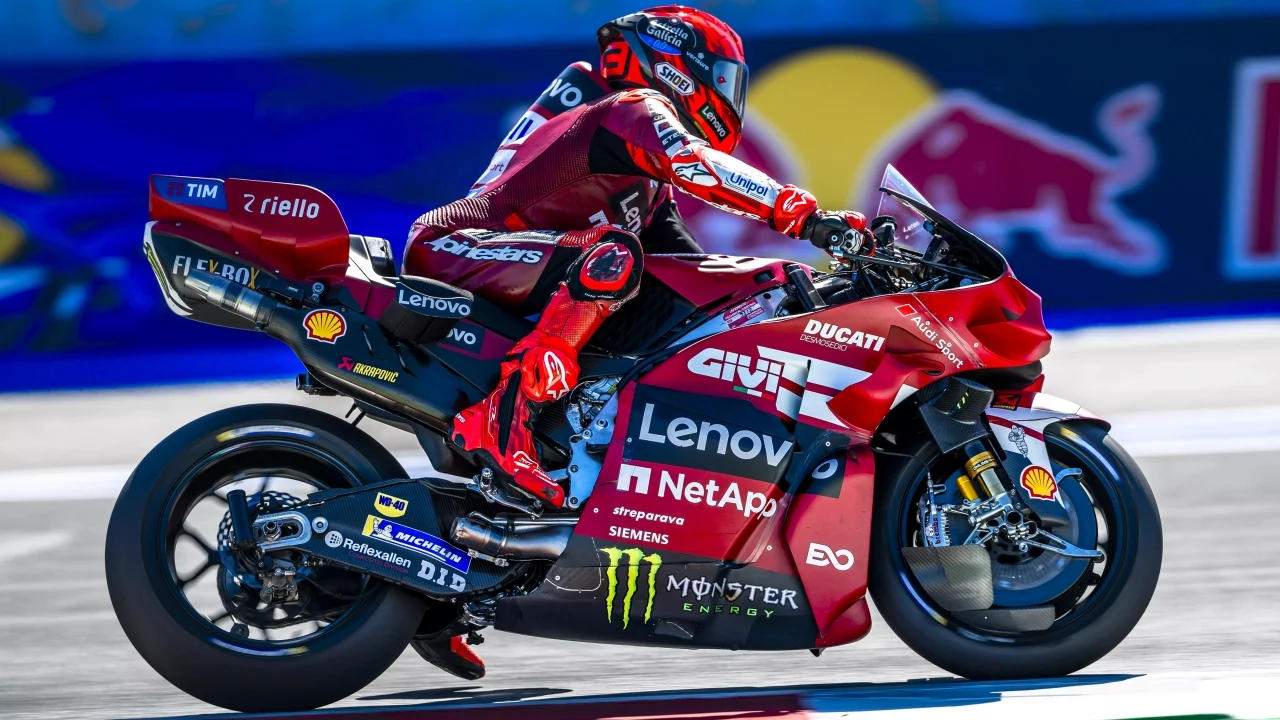 Ni circuitos Aprilia ni trazados Ducati: «Marc Márquez está callando a todos»