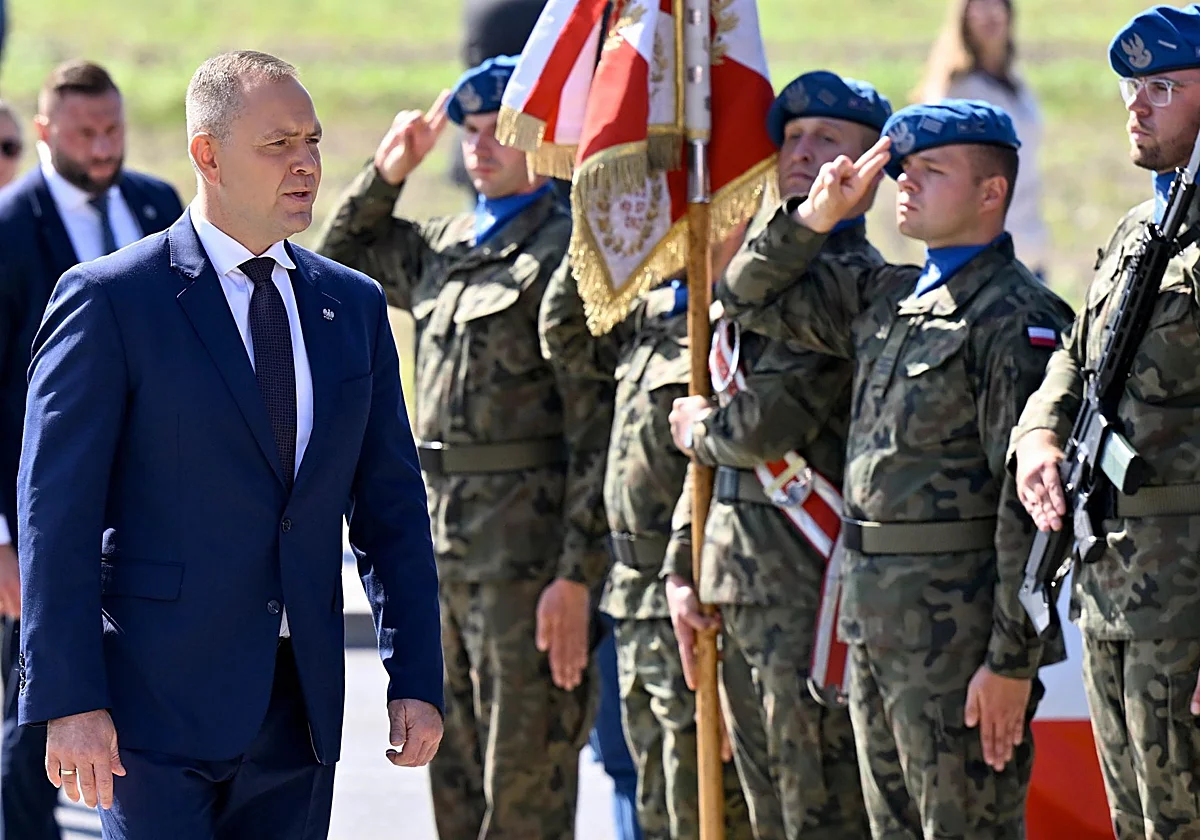Polonia ultima sus conversaciones con Trump para ampliar las tropas estadounidenses en su territorio