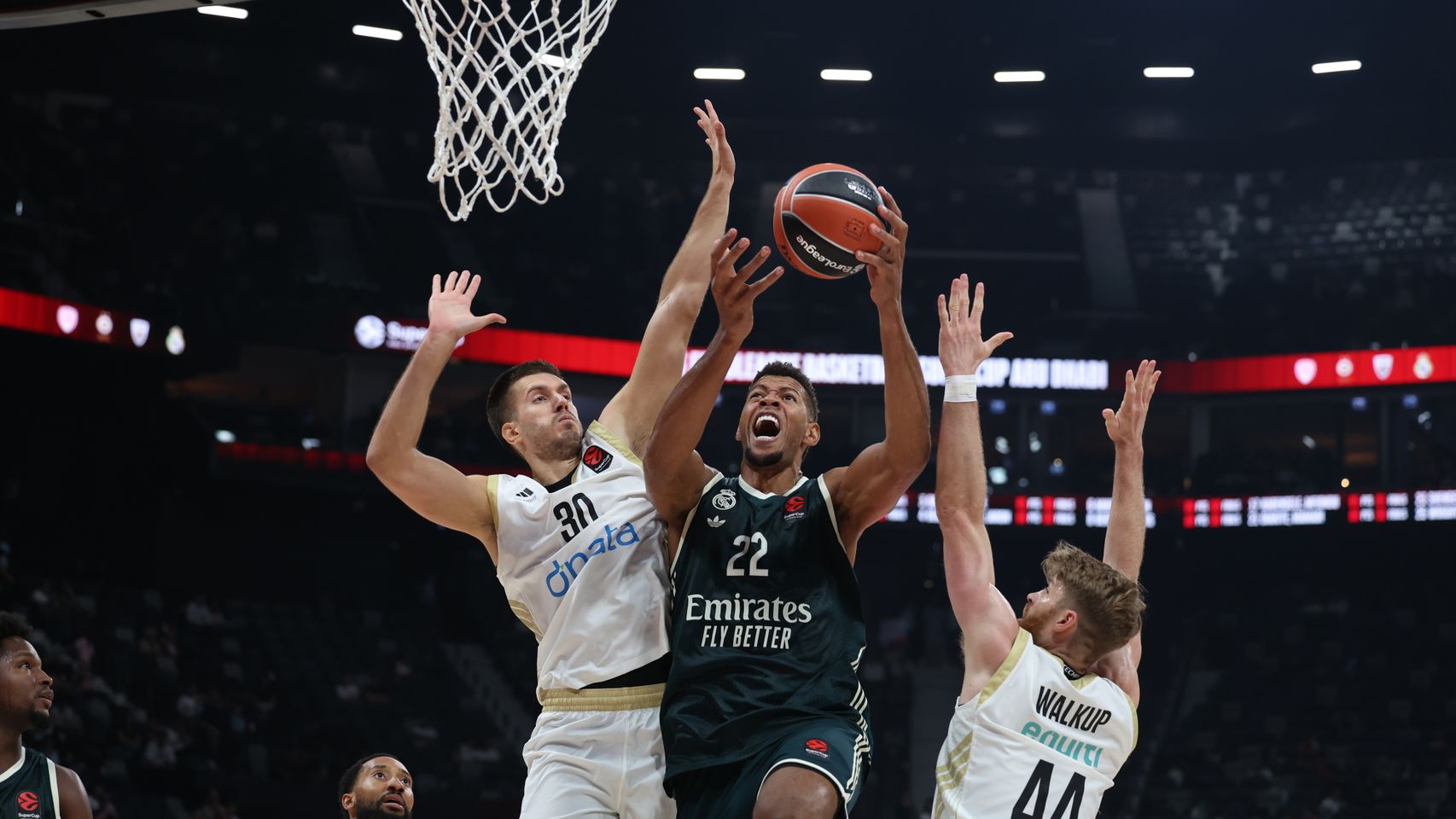 El Madrid logra el pase a la final de la Supercopa y jugará con Olympiacos la revancha de la final de la Euroliga