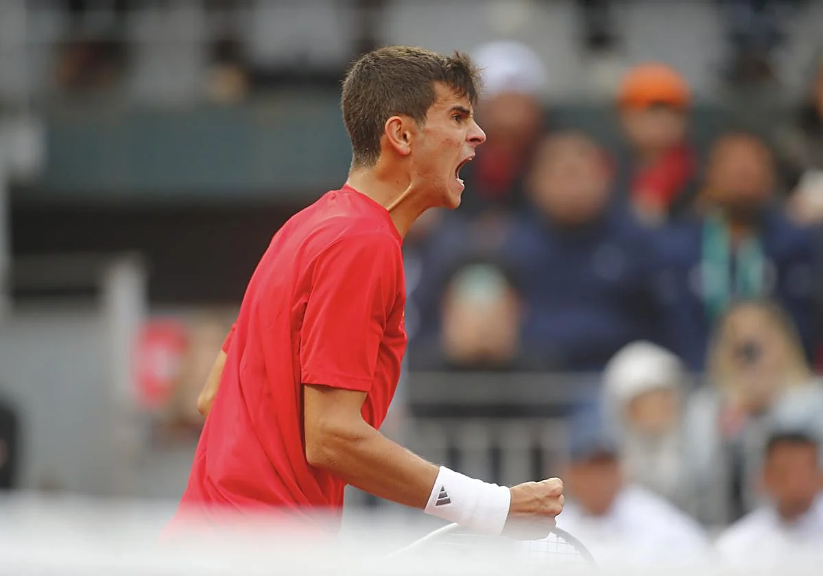 Jódar arrasa ante Garín y pone a España con pie y medio en las Finales de la Copa Davis