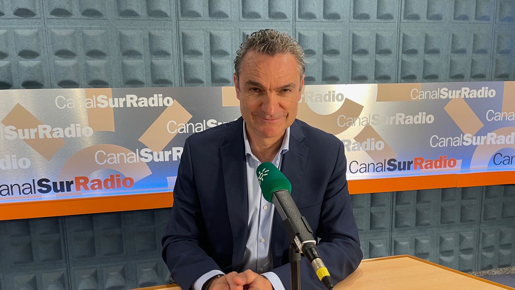 Javier Ronda, vecino de Ceuta en Sevilla: "Es muy duro. Hay casos de prostitución en chicas apenas de 14 años"